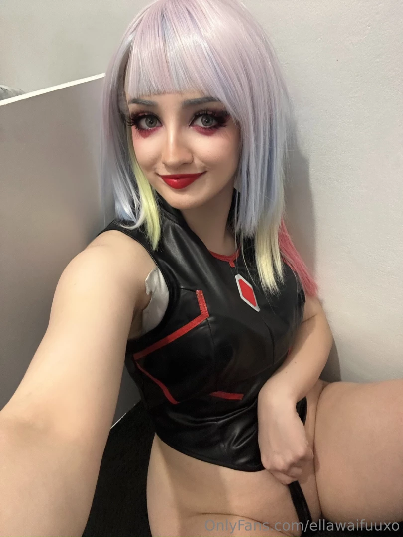 Message me if you want to see the explicit video of this cosplay 