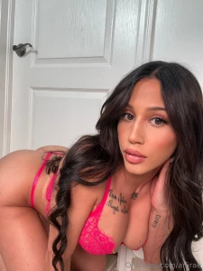 Join ariraee to be part of my freaky friday vip live it starts at 10pm part 5