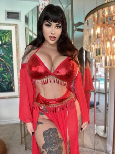 What do you think about my costume