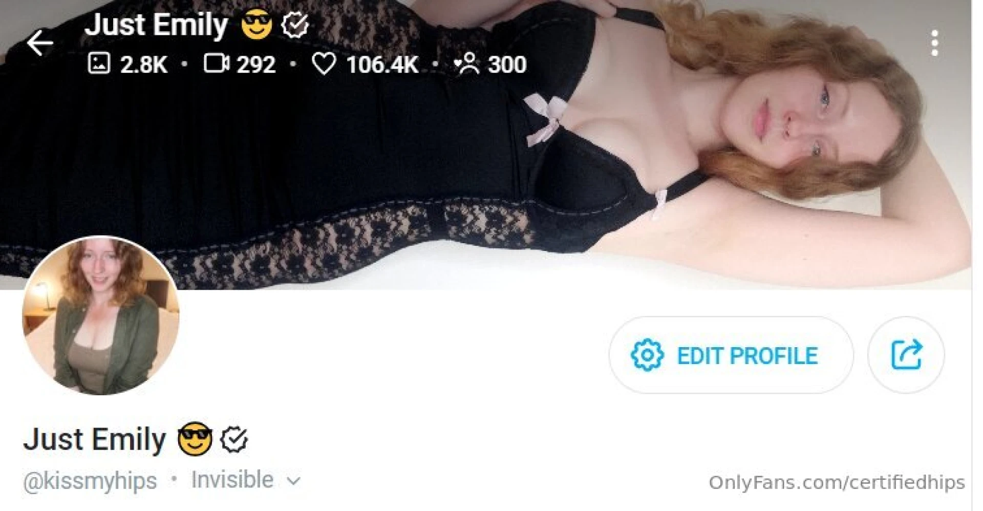 300 vip subscribers on kissmyhips since it is the merry season i ll be 