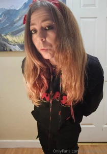 Gotta burst of energy after my workout hehe enjoy part 2