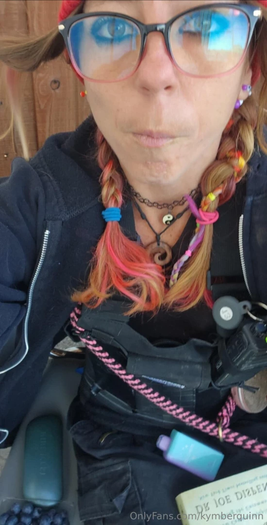 Gonna have a free weekend hitchyour nerdy dirrty girl up if you d like 