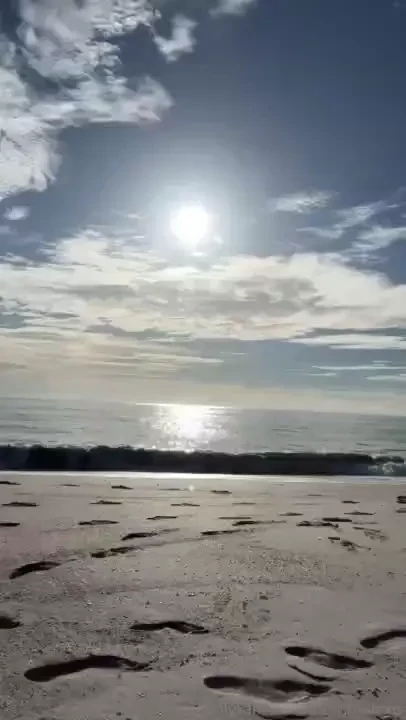 Oh hey whatcha doing down there 