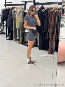 Choosing gifts for myself sometimes the best thing you can do is to part 1