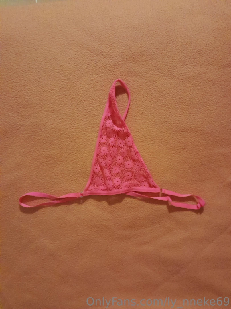 Buy a string dm me x 