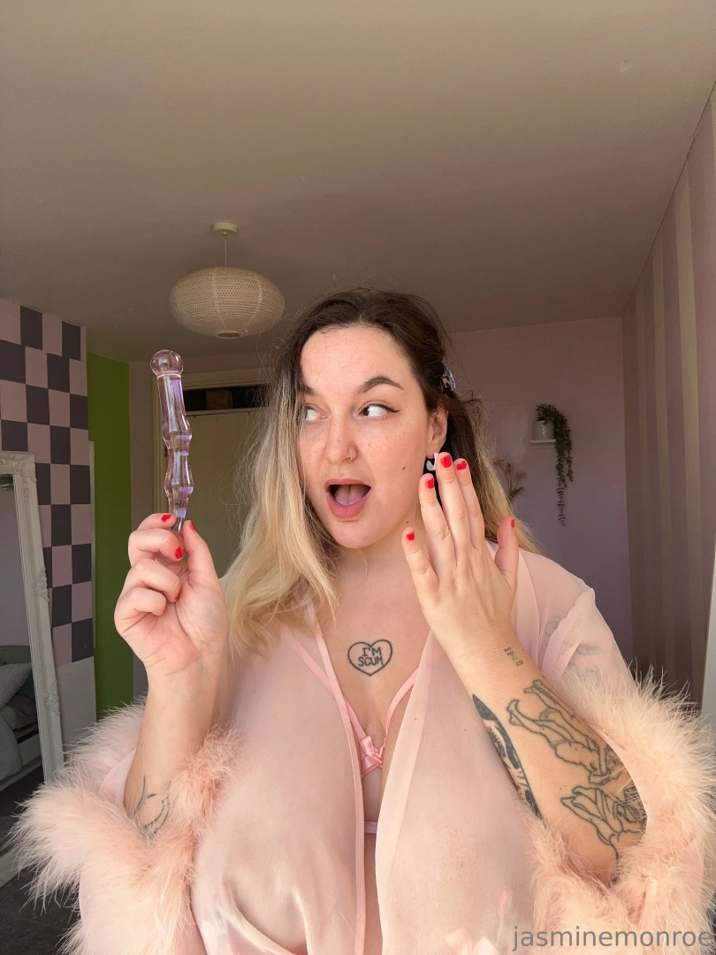 Some of you suggested i should fuck my ass with this you re so cheeky 