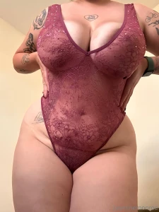 Happy hump day curves in all the right places