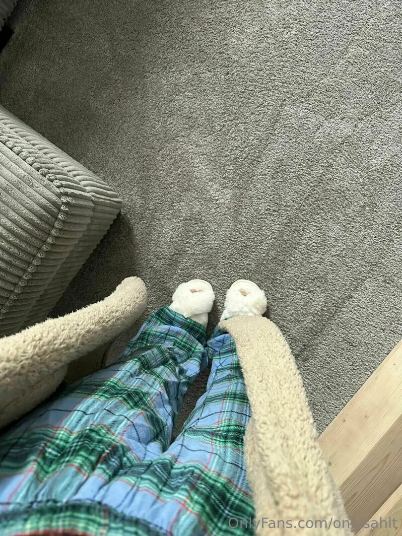 In a spoil type of mood today gift me 7 part 1 