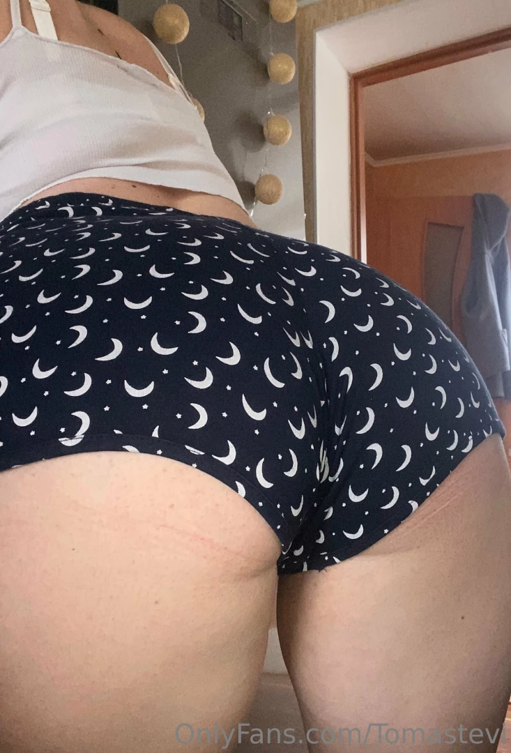 Naked pussy is waiting for you in dm 