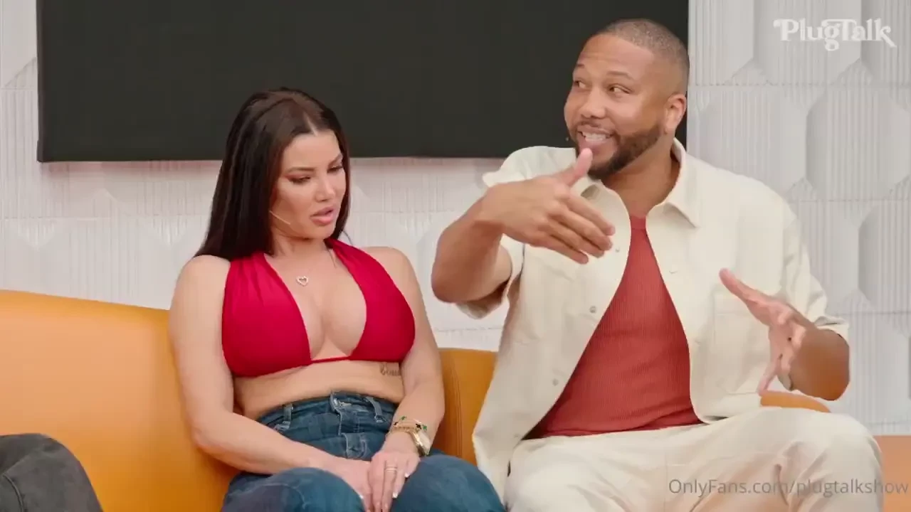 Do we got a show for you savanah_storm is the hottest girl we ve ever 