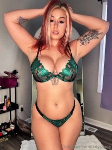 They stay green with envy and i stay wet with desire