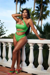 She s back and hotter than ever after a long break the stunning sheila