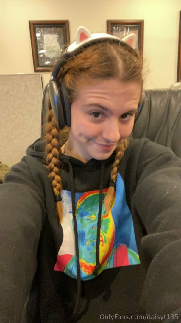 Hey guys i m on a work trip so times i can hop on are strange message 