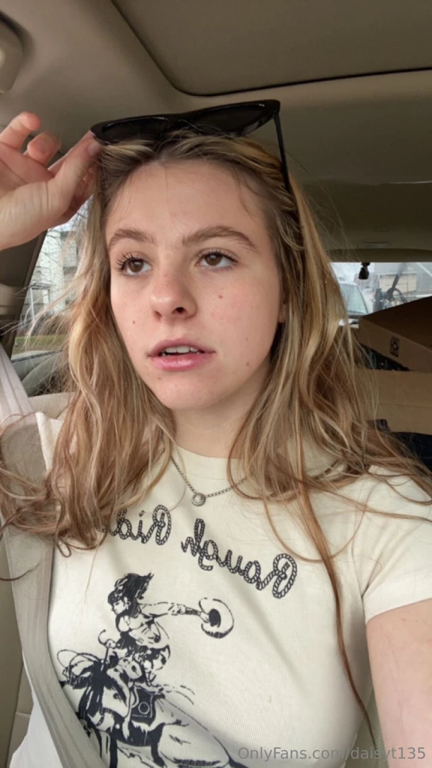 Selfie for anyone who forgot what i look like p content otw 