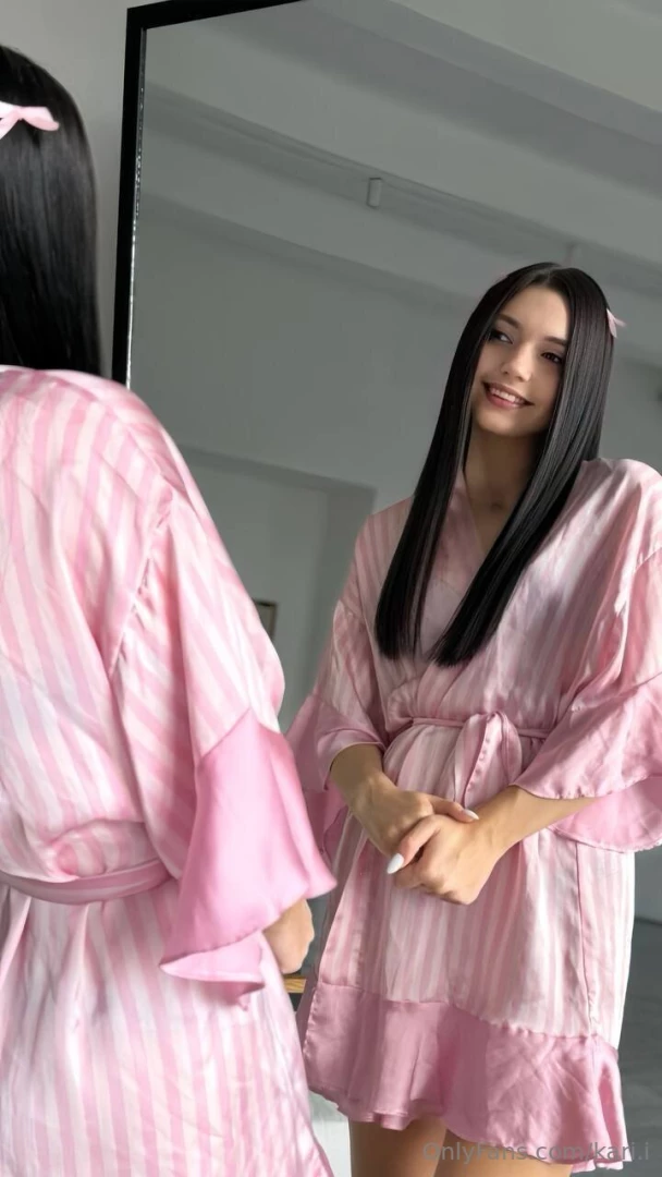 Silk reflection and a playful mood do you love it when i m so gentle 