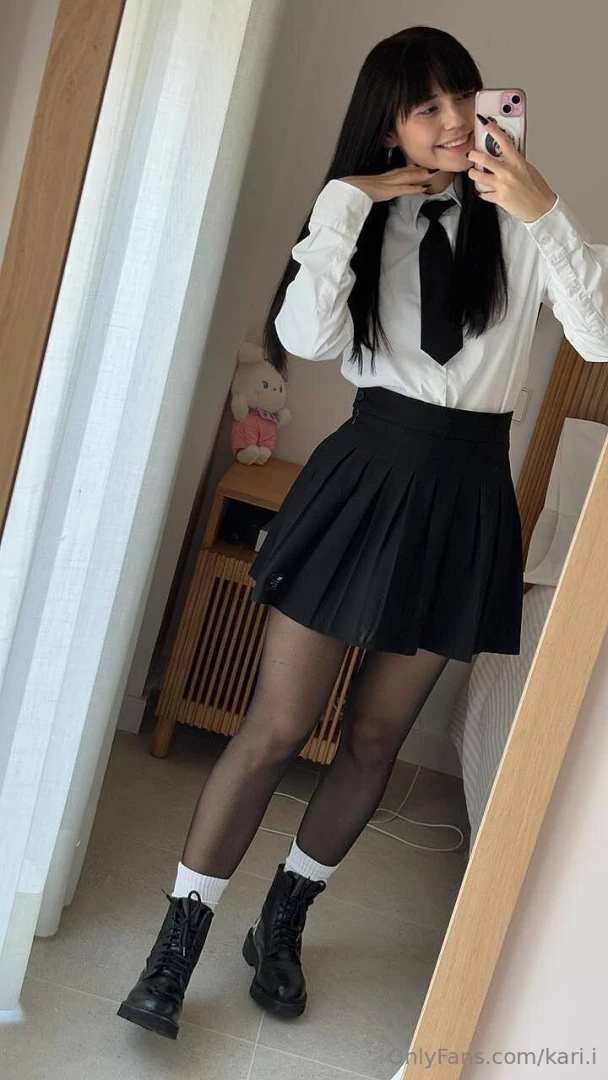 Today i tried on something special - a classic but with a touch of 