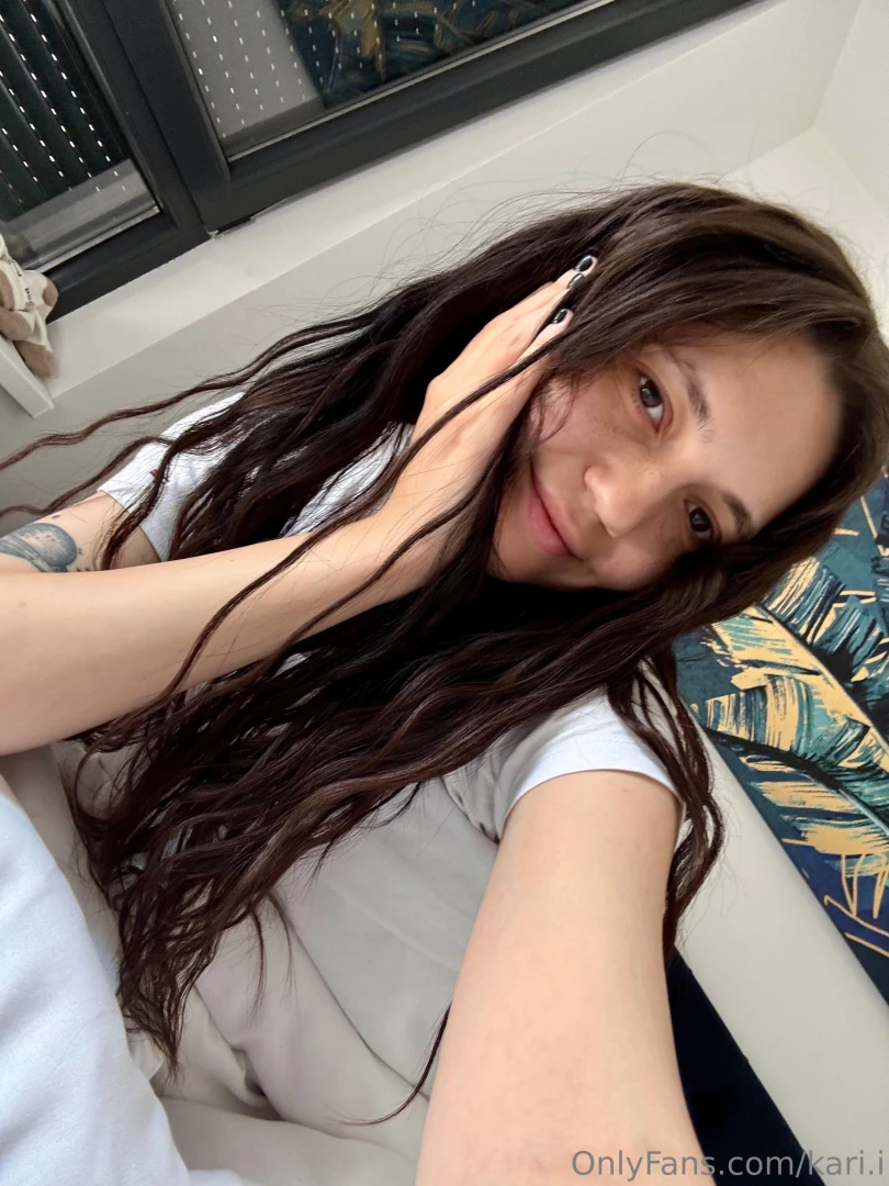 Oh how i love slow waking up i have a lot of plans for today so i hope 