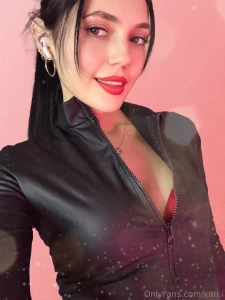 What do you think of my look i feel the black latex outfit adds a