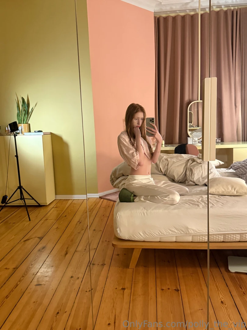 Caught myself being a lil too naughty in front of the mirror might ve 