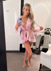 Starting your humpday off right with this pic