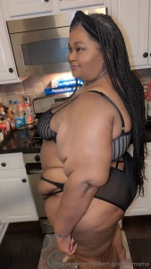 Gilbert-grapes-mama part 36