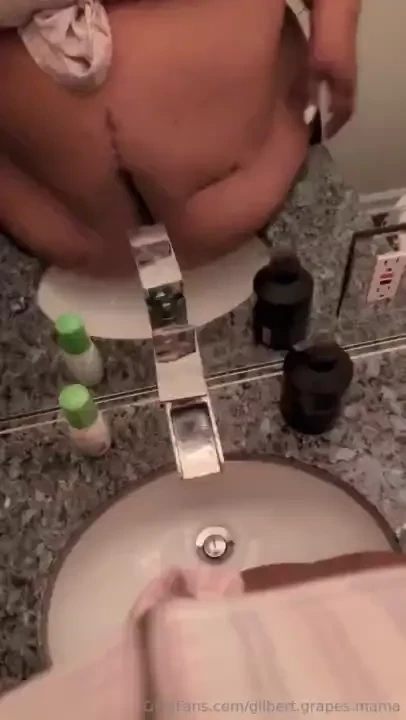 I felt really fucking big in this bathroom i couldn t fully turn part 6 