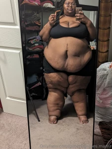 Unedited fat as ever eating bacon in the mirror