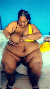 Trying and failing to fit into my swimsuit part 2
