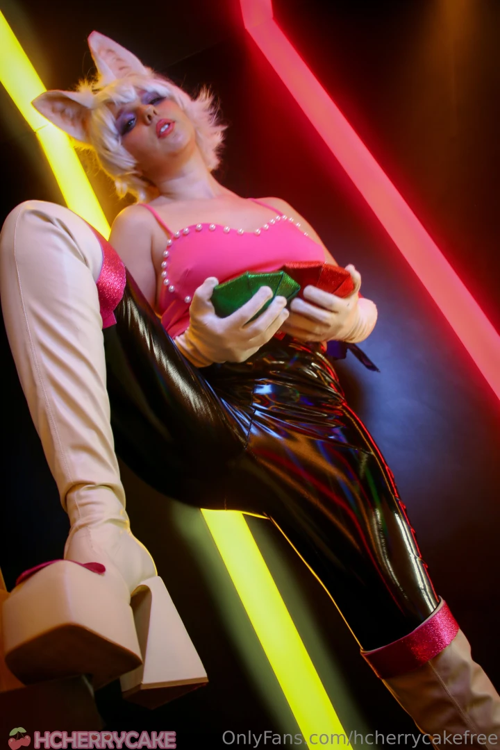 Lewd set makingof video rouge the bat hello handsome thanks for part 1 