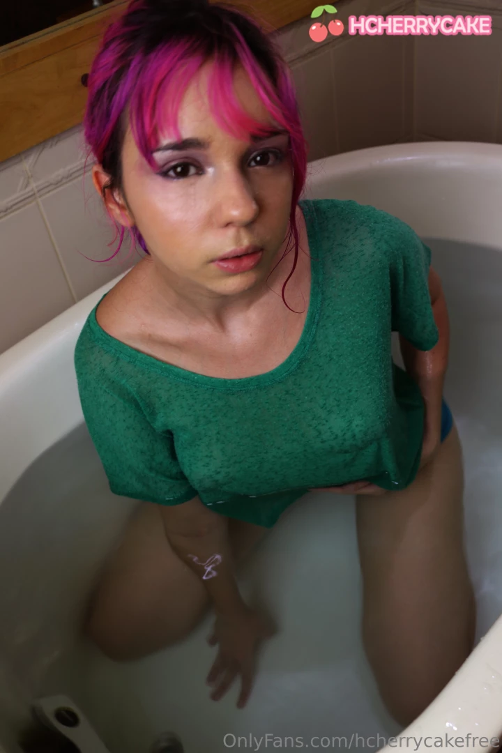 Wanna join in this bath with me wettshirt vol2 this set is old from 