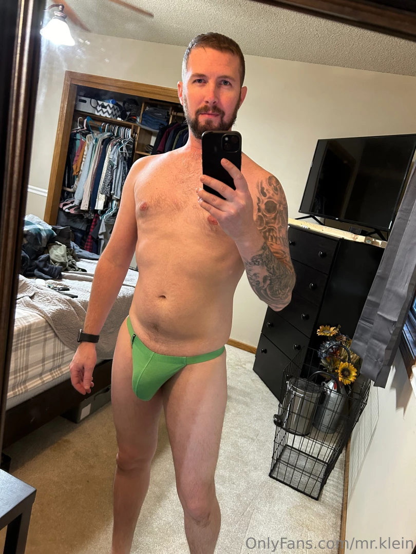 Cleaning the house like this i know my neighbors can see in part 2 