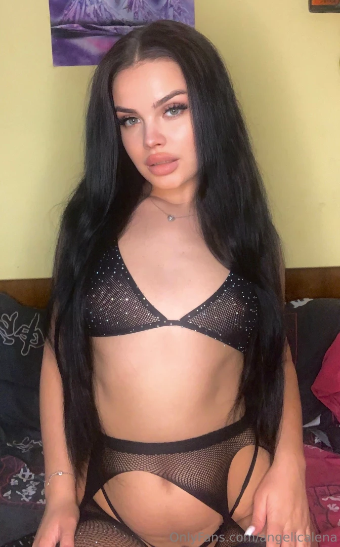 Bold and beautiful in black 