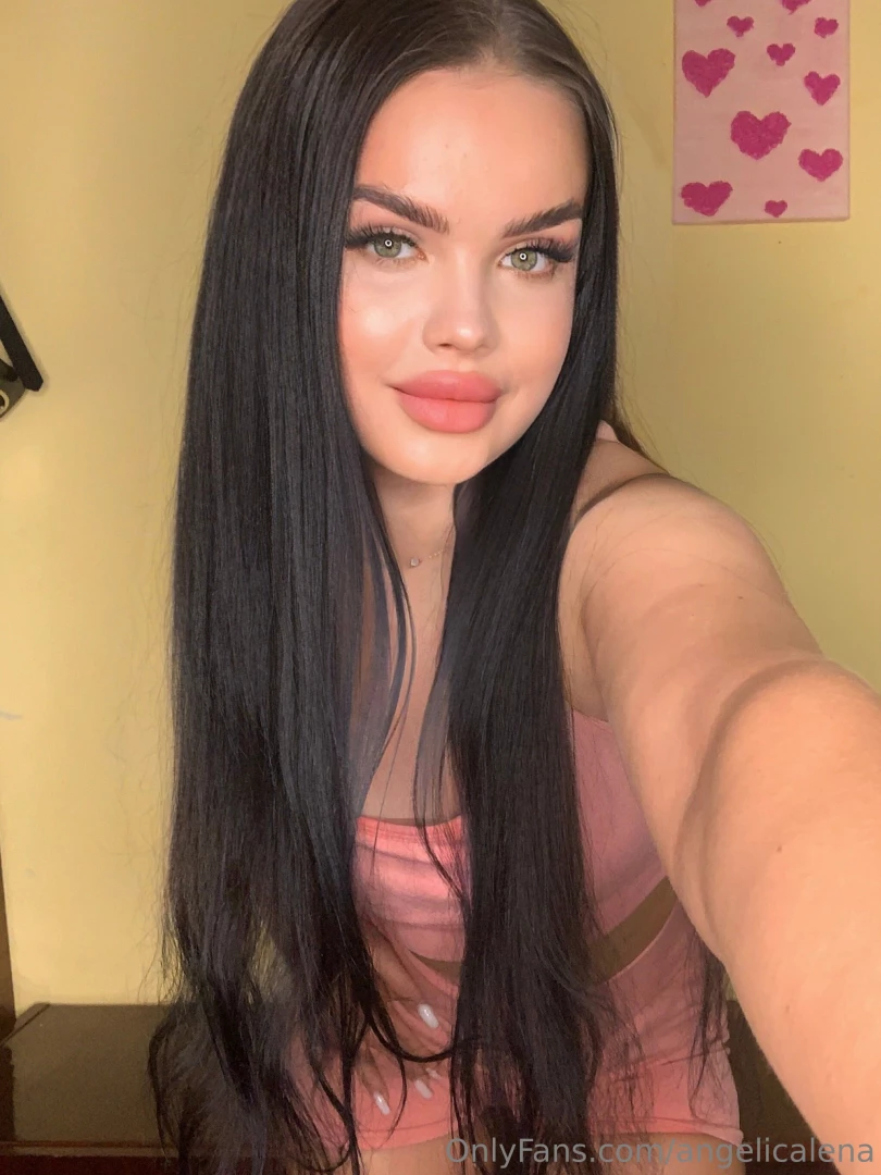 A dash of sass and a lot of hot 