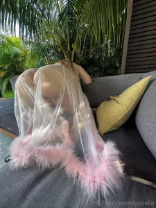 Can you still see my ass