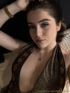 Temporarily accepting compliments only