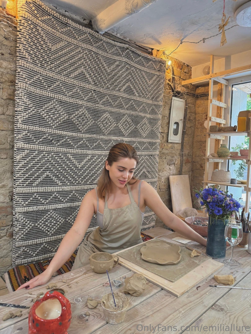 Art therapy but make it cute 