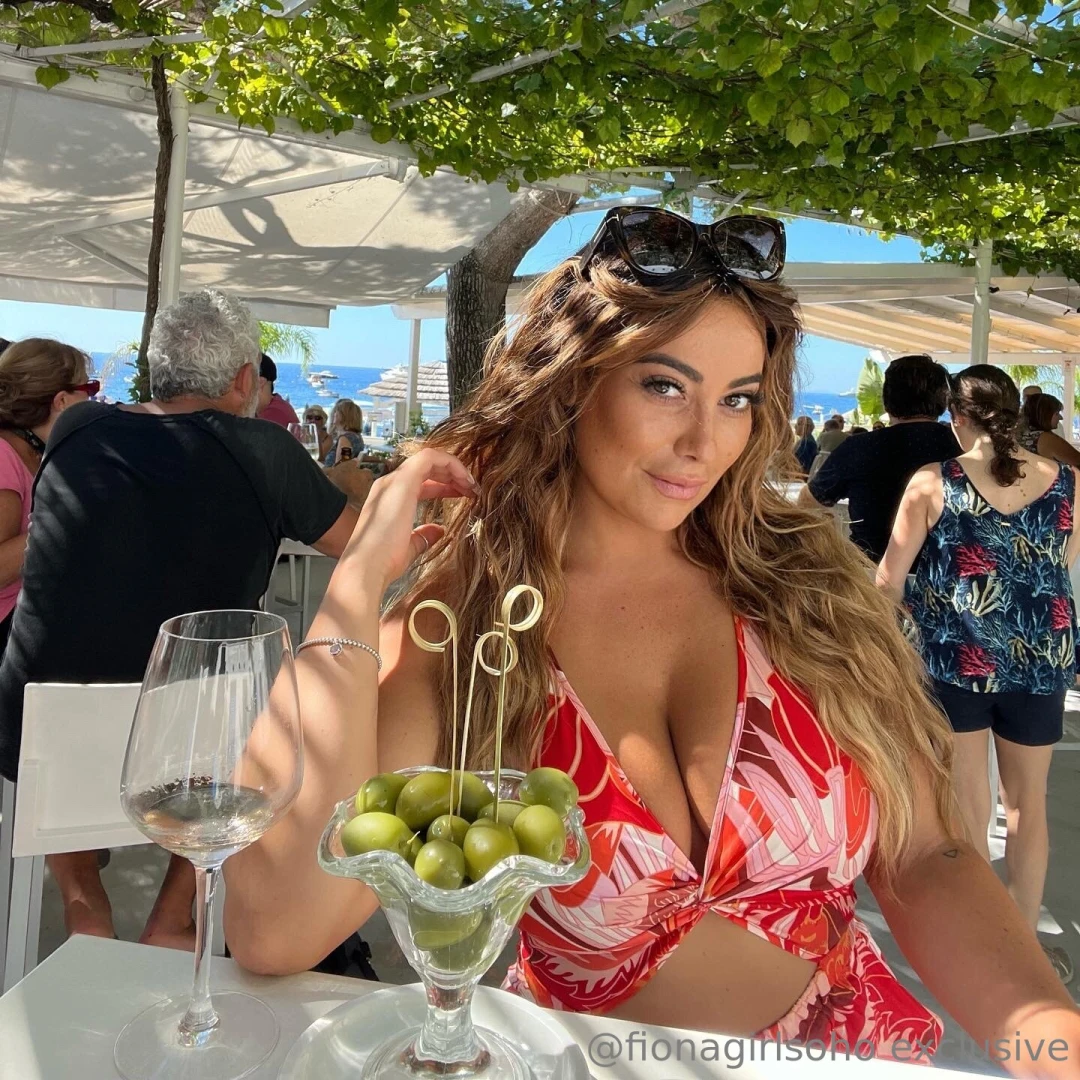 Bringing sexy back one post at a time 