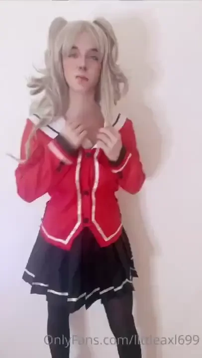 Check how nao switch off her clothes 