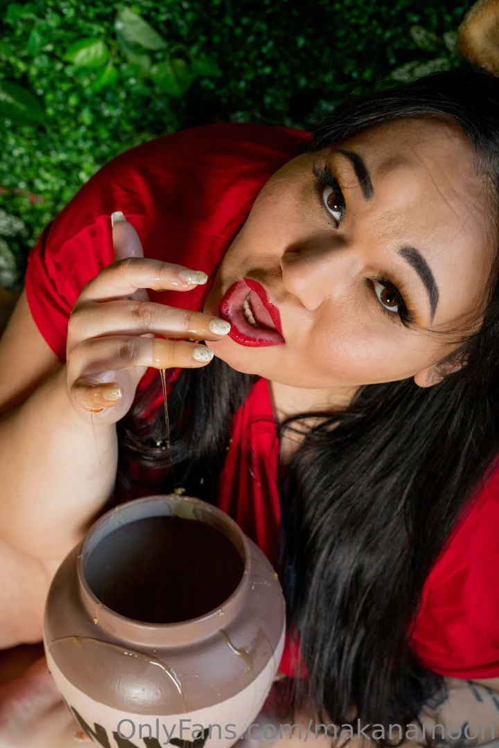 Red is not just a color it s an attitude queen b boudoir braggsboudoir part 1 