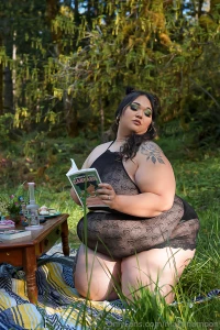 Just a canna-cutie trying to work around the guidelines what s your