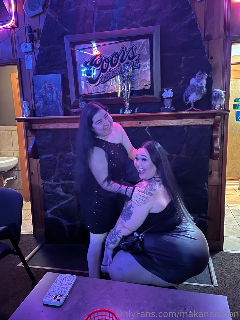 Mawmabear29 and i will be together tomorrow shoot me a dm if you want 