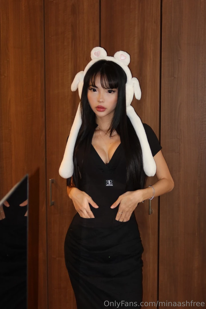 Who wants to get naughty tonight 