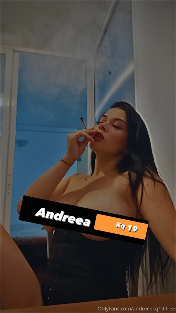 Poza necenzurat un clip video la doar 3 