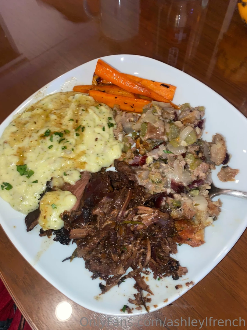 I got to have another thanksgiving with aliceoncam and michael cooked part 2 