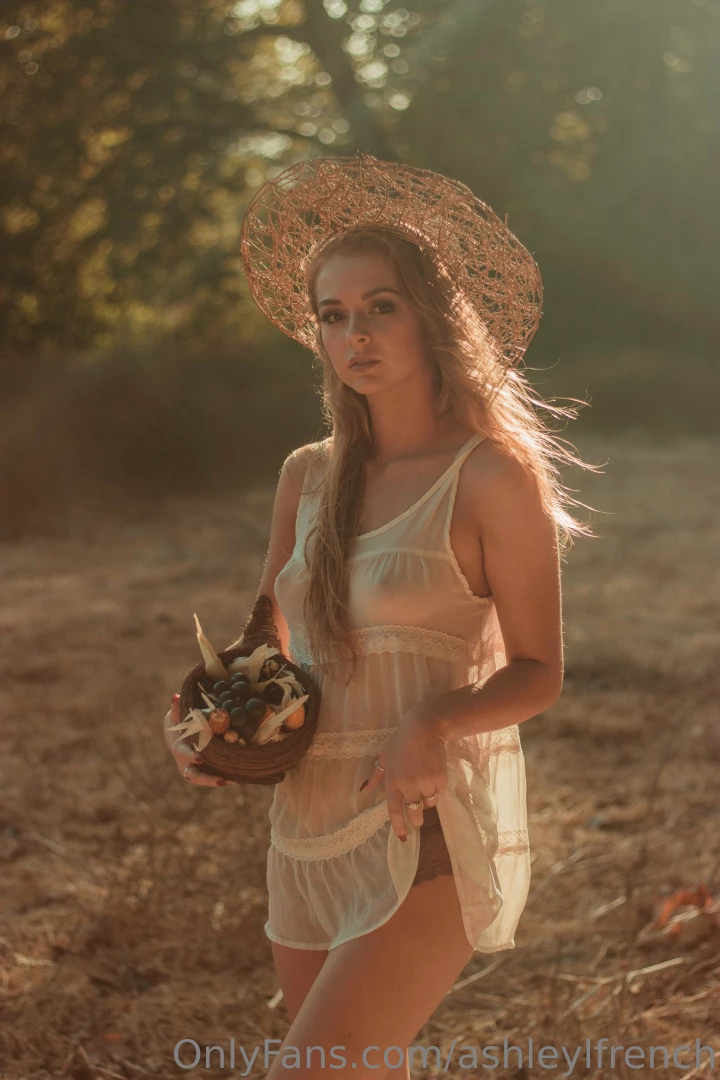 Happy thanks giving i am soooo thankful for each and every one of you part 3 