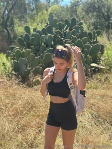 It s hot i meant me not the sun