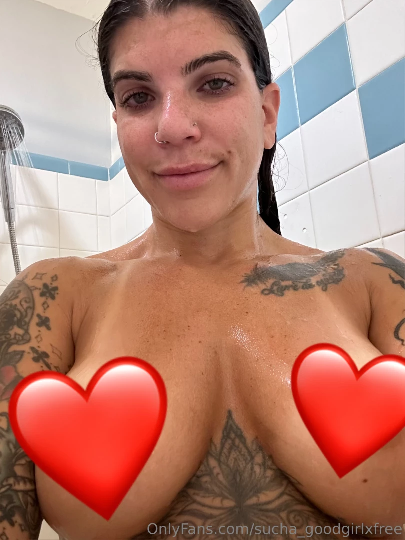 Shower nudes would you rather eat my pussy or suck on my titties 