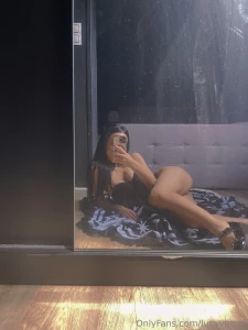 Kdy se na sebe u toho d v m do zrcadla vzru uje m to je t v c p edstav