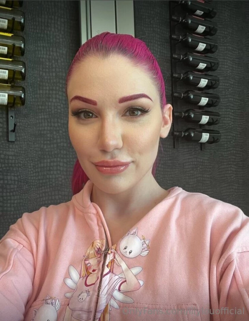 Busy right now let s chat 