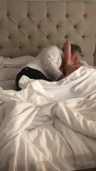 Ever want to fuck so bad but your partner is sleeping well i have a 